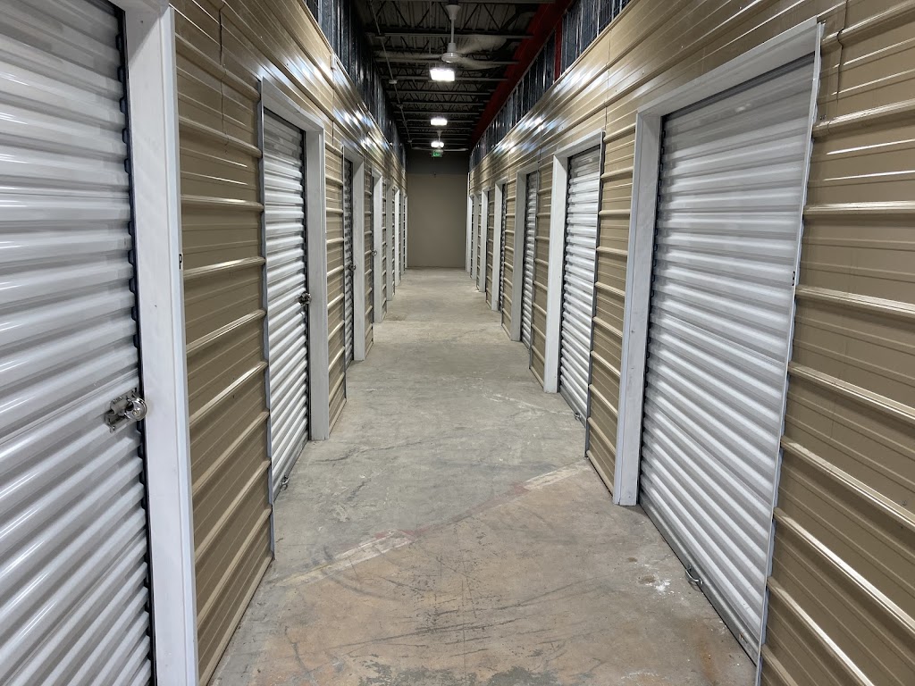 Lenox Square Storage | 37570 31 Mile Rd, Richmond, MI 48062, USA | Phone: (586) 244-8786