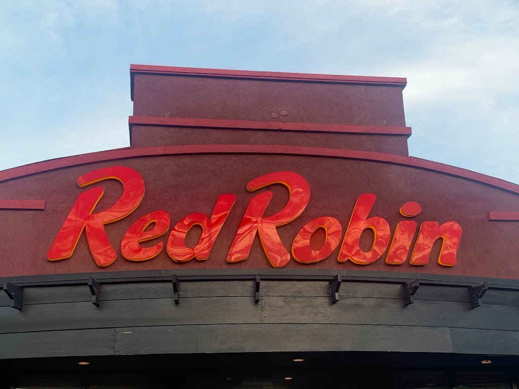 Red Robin Gourmet Burgers and Brews | 265 NJ-3, Clifton, NJ 07014, USA | Phone: (973) 470-9222