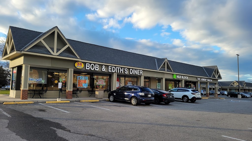 Bob & Ediths Diner | 5918 N Kings Hwy, Alexandria, VA 22303, USA | Phone: (703) 373-3284