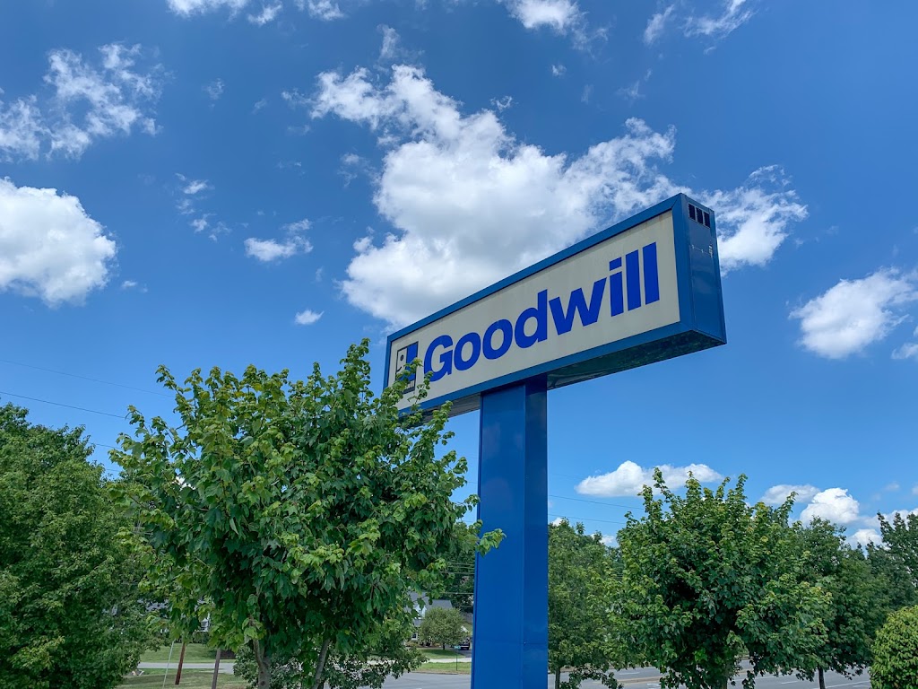 Goodwill | 118 Matlack St, Paris, KY 40361, USA | Phone: (859) 988-1069