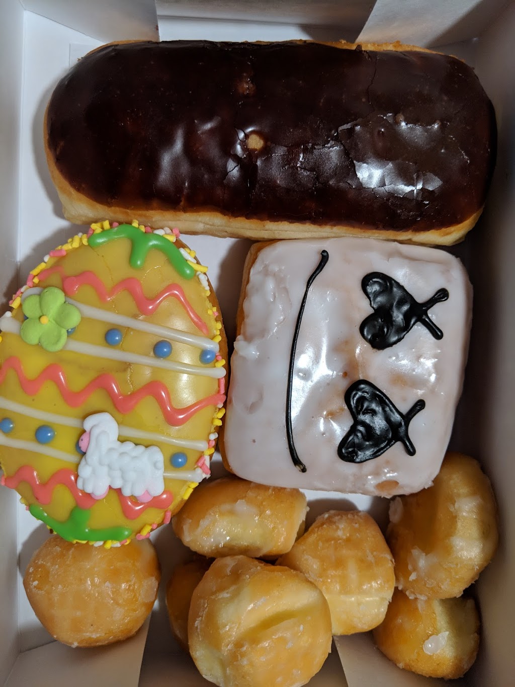 Beach Donuts | 7451 N Beach St #164, Fort Worth, TX 76137, USA | Phone: (817) 306-5007