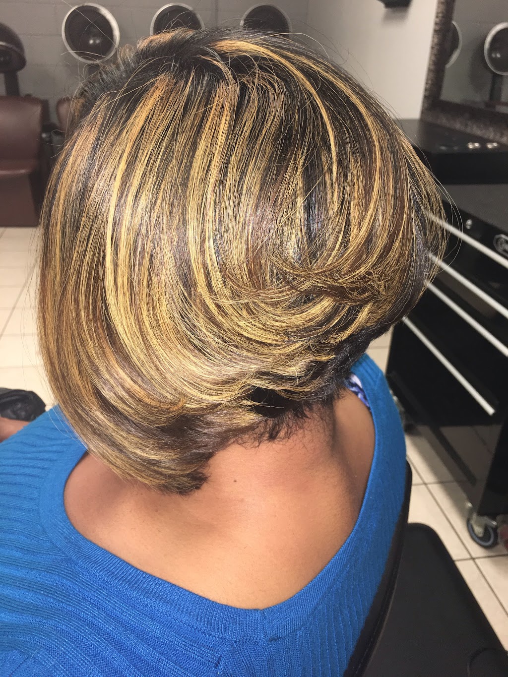 Bella Hair Studios LLC | 1105 Halifax Ave, Portsmouth, VA 23707, USA | Phone: (757) 372-7125