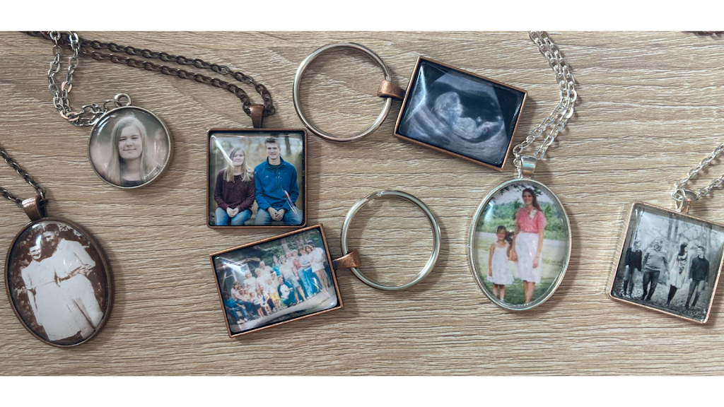 Photo Jewelry Keepsakes | 2636 Candlewick Ct, Murfreesboro, TN 37127 | Phone: (931) 434-7219