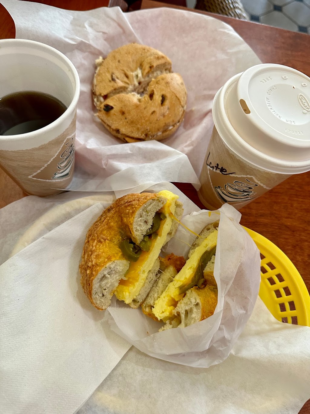 Malibu Bagel Cafe | 1601 N Mountain Ave, Upland, CA 91784, USA | Phone: (909) 981-5575