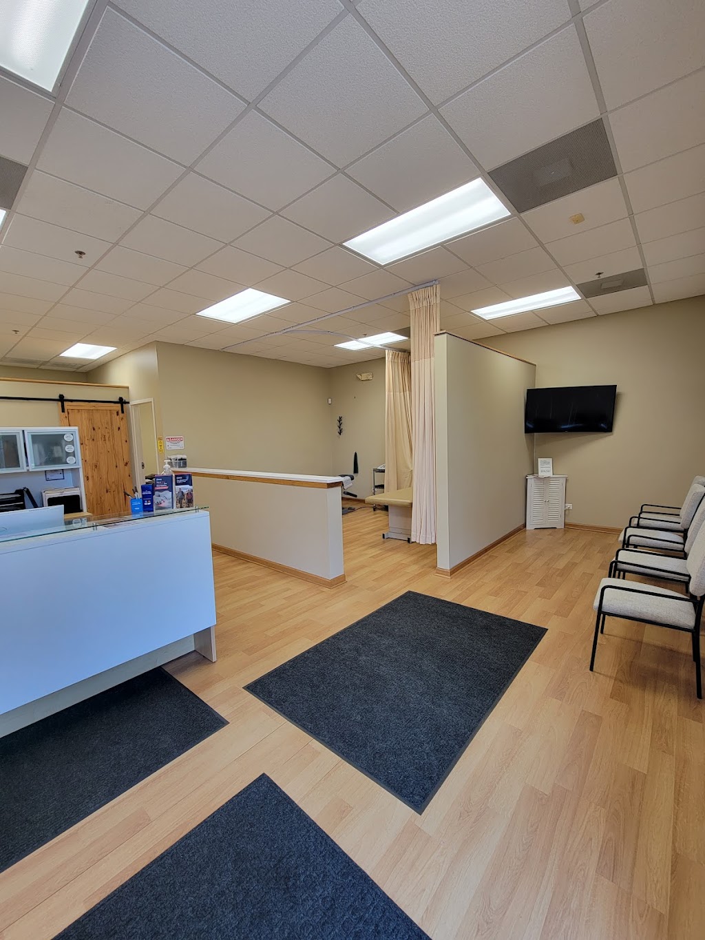 Lemont Chiropractic Center | 15337 E 127th St, Lemont, IL 60439, USA | Phone: (630) 257-9132