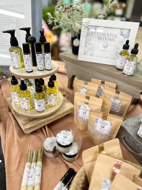 Mock Pools & Ponds | 41 S Cleveland Ave, Mogadore, OH 44260, USA | Phone: (330) 628-9100