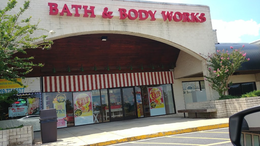 Bath & Body Works | 1027 Spring Ln, Sanford, NC 27330, USA | Phone: (919) 718-7750