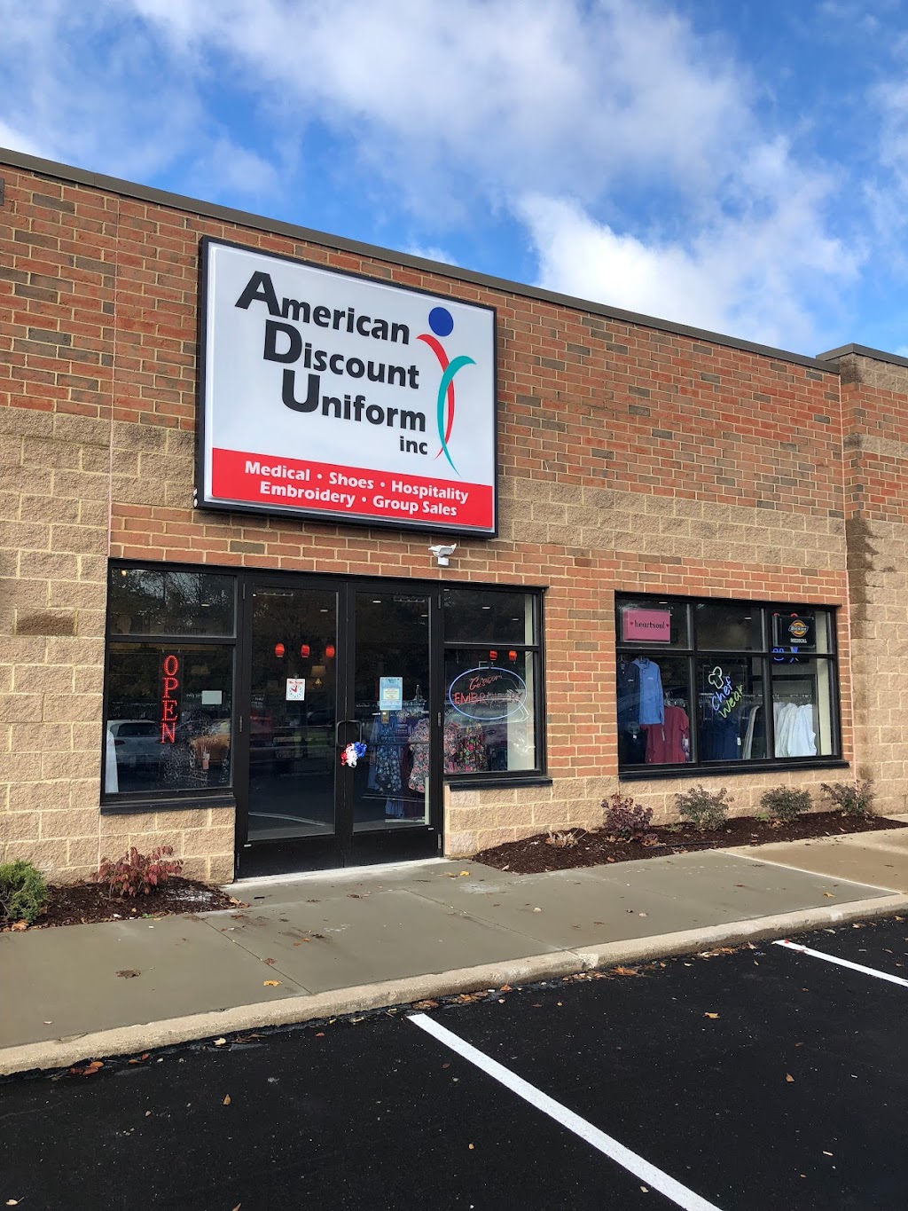 American Discount Uniform | 2033 Lebanon Church Rd, West Mifflin, PA 15122, USA | Phone: (412) 386-8380