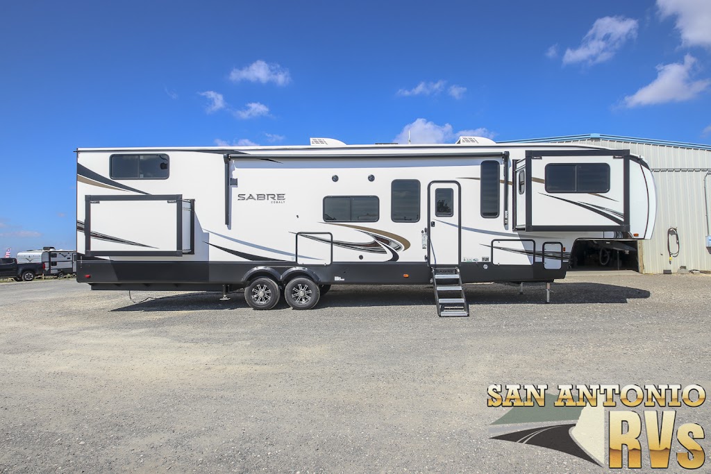 San Antonio RVs | 4144 I-10 West, Seguin, TX 78155 | Phone: (830) 401-4146