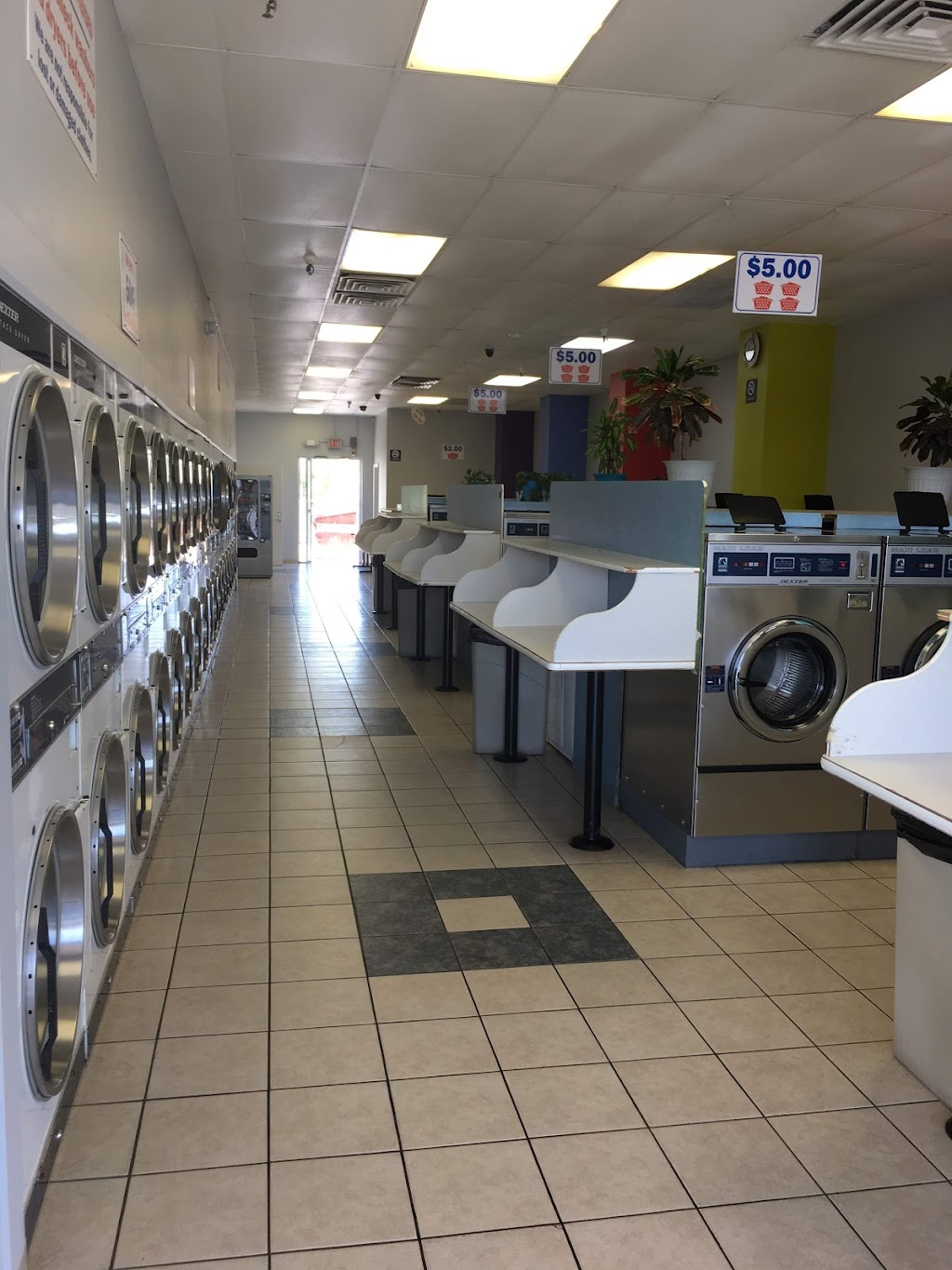 Coolidge Laundromat | 1056 N Arizona Blvd, Coolidge, AZ 85128, USA | Phone: (602) 361-3374