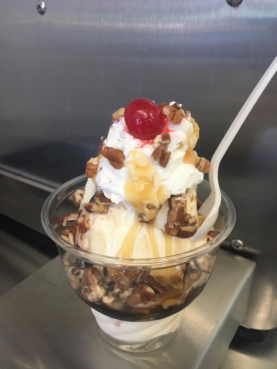Scoops Frozen Treats | 460 Biscayne Dr, Mansfield, OH 44903, USA | Phone: (419) 589-9321