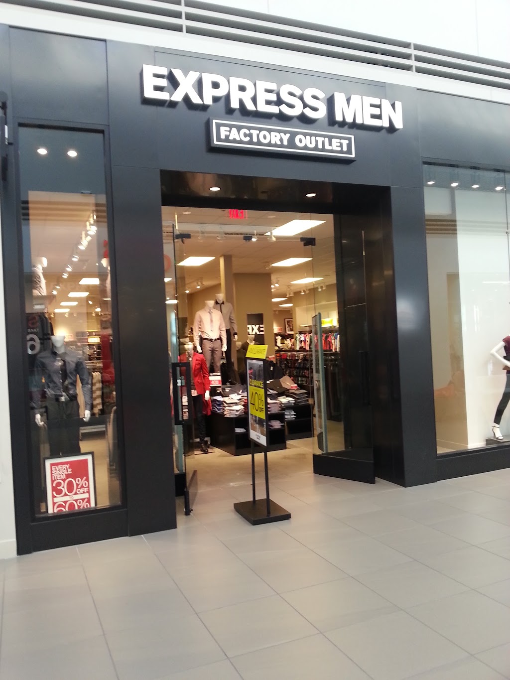 Express Factory Outlet | 1101 Outlet Collection Way, Auburn, WA 98001, USA | Phone: (253) 258-3063
