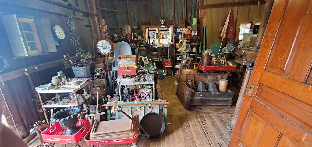 Two Storeys Antiques | 2983 Carters Creek Station Rd, Columbia, TN 38401 | Phone: (931) 446-7090