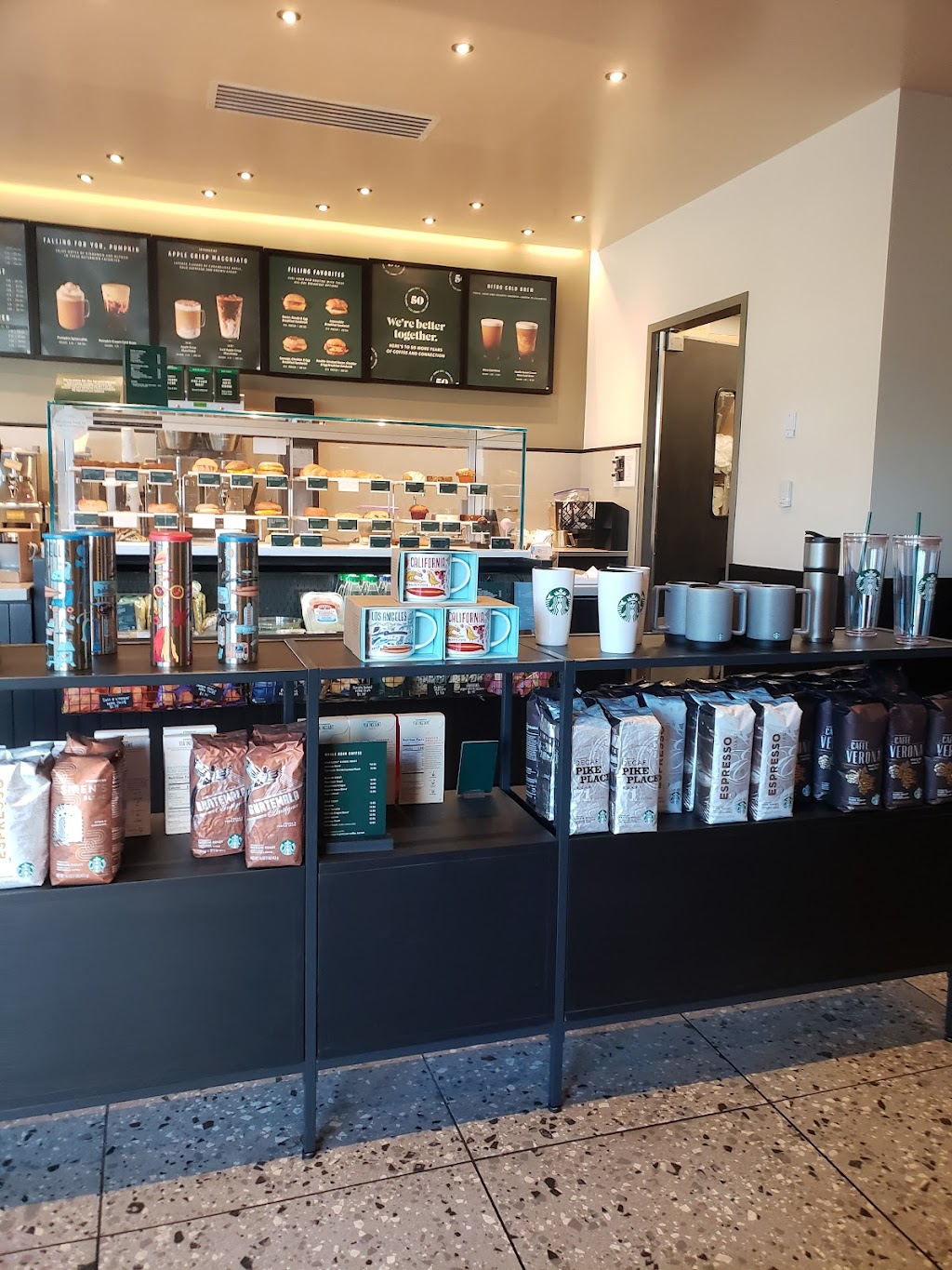 Starbucks | 21060 Golden Springs Dr, Diamond Bar, CA 91789, USA | Phone: (909) 870-0430