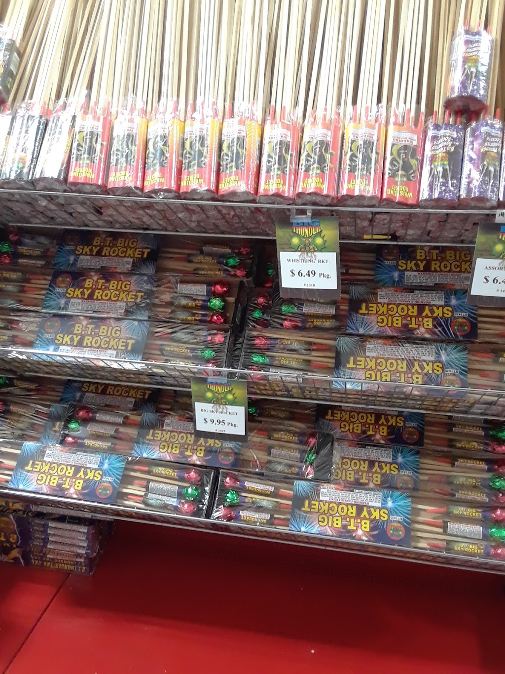 American Fireworks | 131 Camino Real, Uhland, TX 78640, USA | Phone: (800) 274-4912