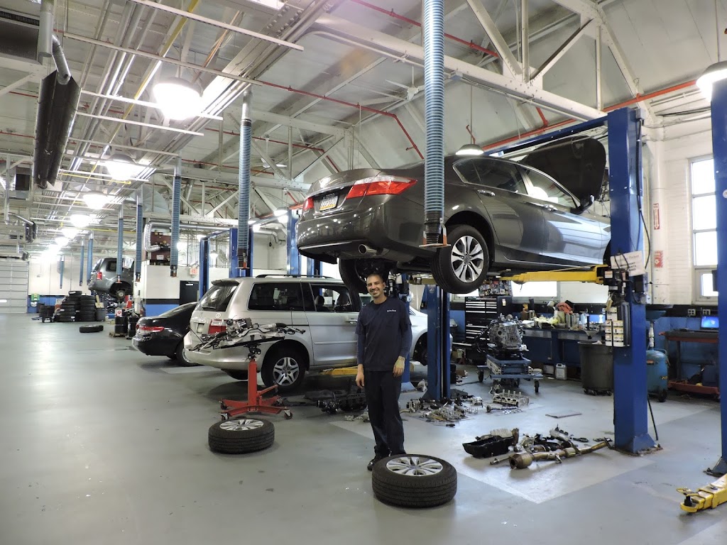 Union Park Honda | Service & Parts: 1190 North Dupont Street (hours below Sales:, see website for sales hours, 1704 Pennsylvania Ave, Wilmington, DE 19806 | Phone: (302) 658-7245