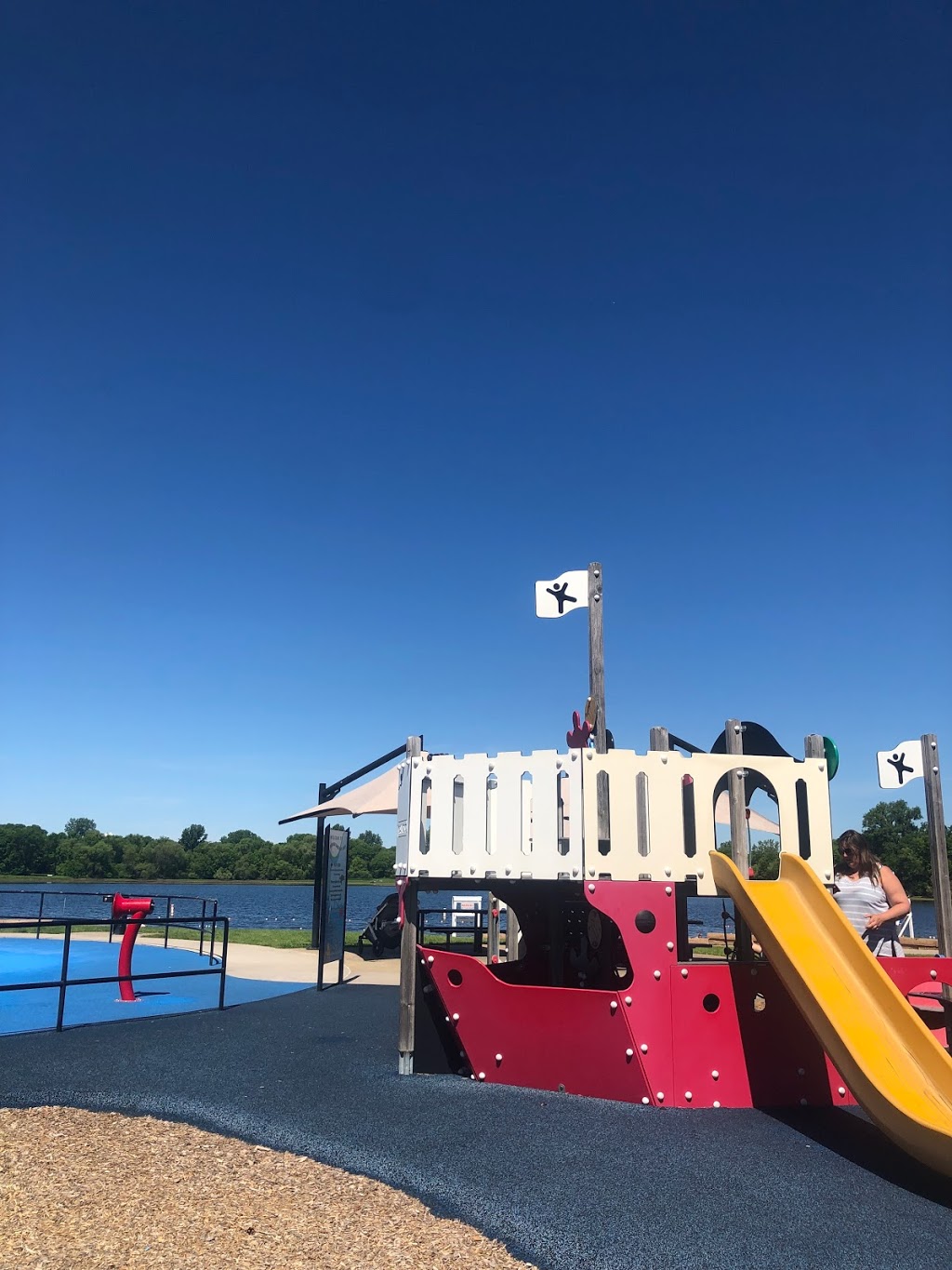 Round Lake Splash Pad | Eden Prairie, MN 55346, USA | Phone: (952) 949-8442