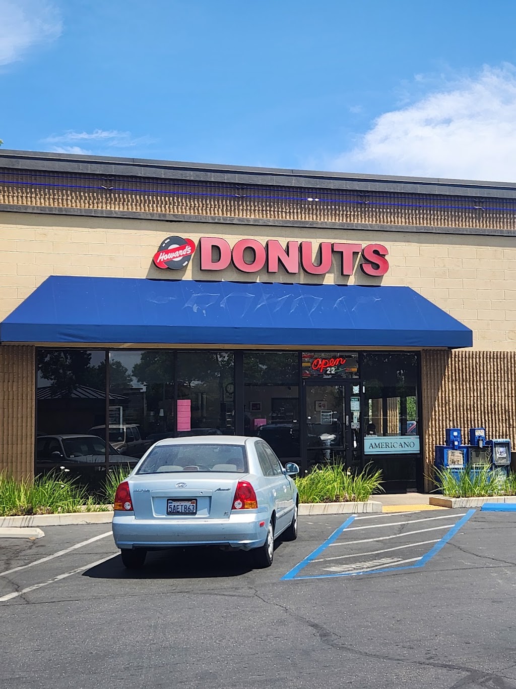 Howards Donuts | 2340 Sunrise Blvd # 22, Gold River, CA 95670, USA | Phone: (916) 638-7509