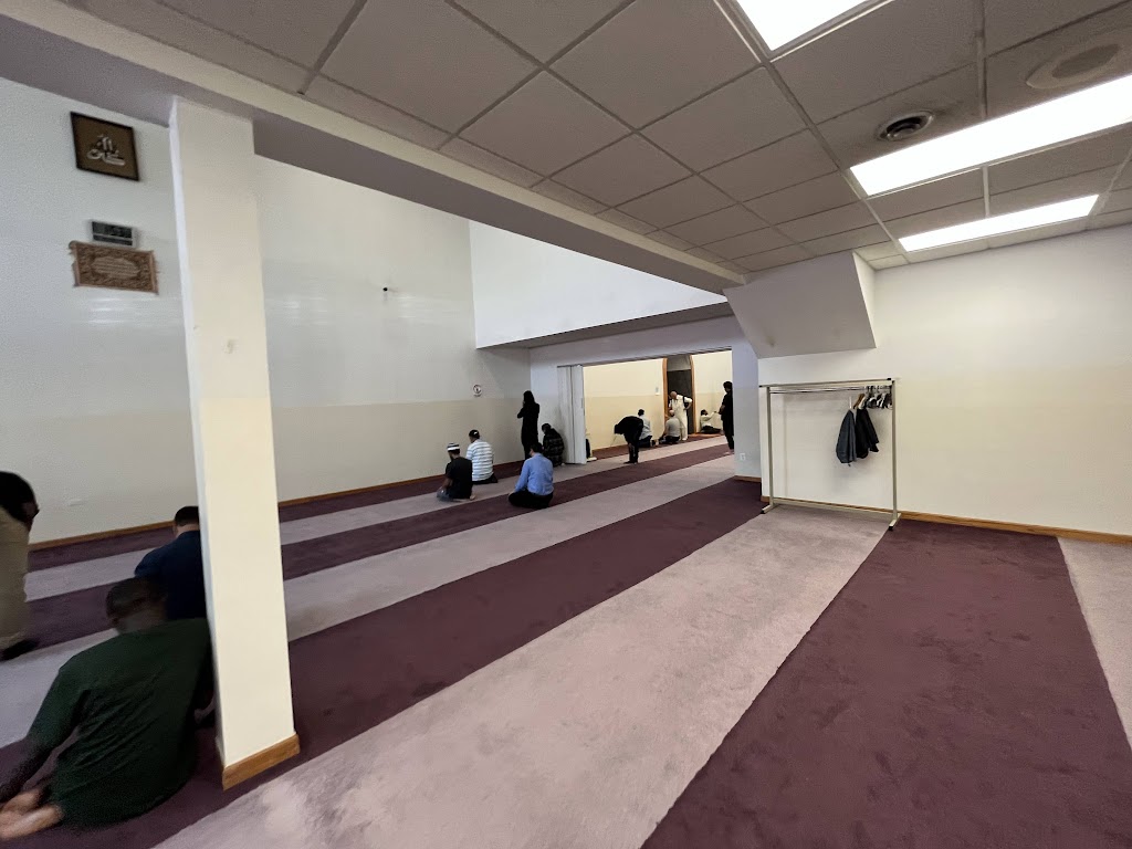 Wayne State University Islamic Center of Detroit | 4646 Cass Ave, Detroit, MI 48201, USA | Phone: (313) 442-6308 Wayne State University Islamic Center of Detroit | 4646 Cass Ave, Detroit, MI 48201, USA | Phone: (313) 442-6308
