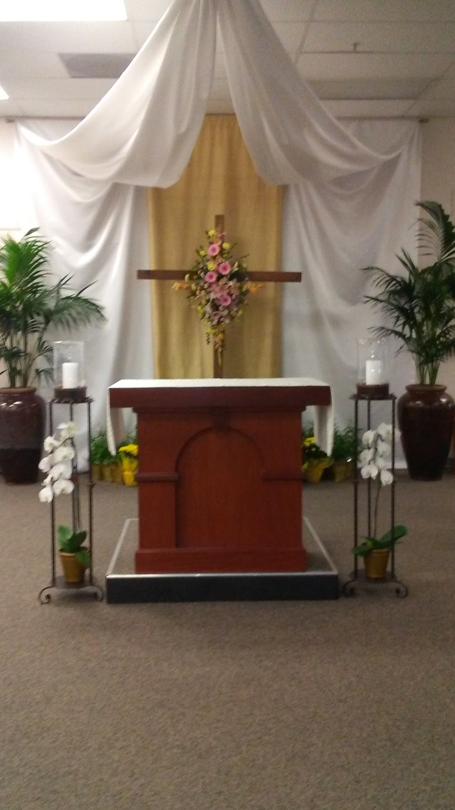 Christ Our Savior Catholic Parish | 2000 W Alton Ave, Santa Ana, CA 92704, USA | Phone: (714) 444-1500