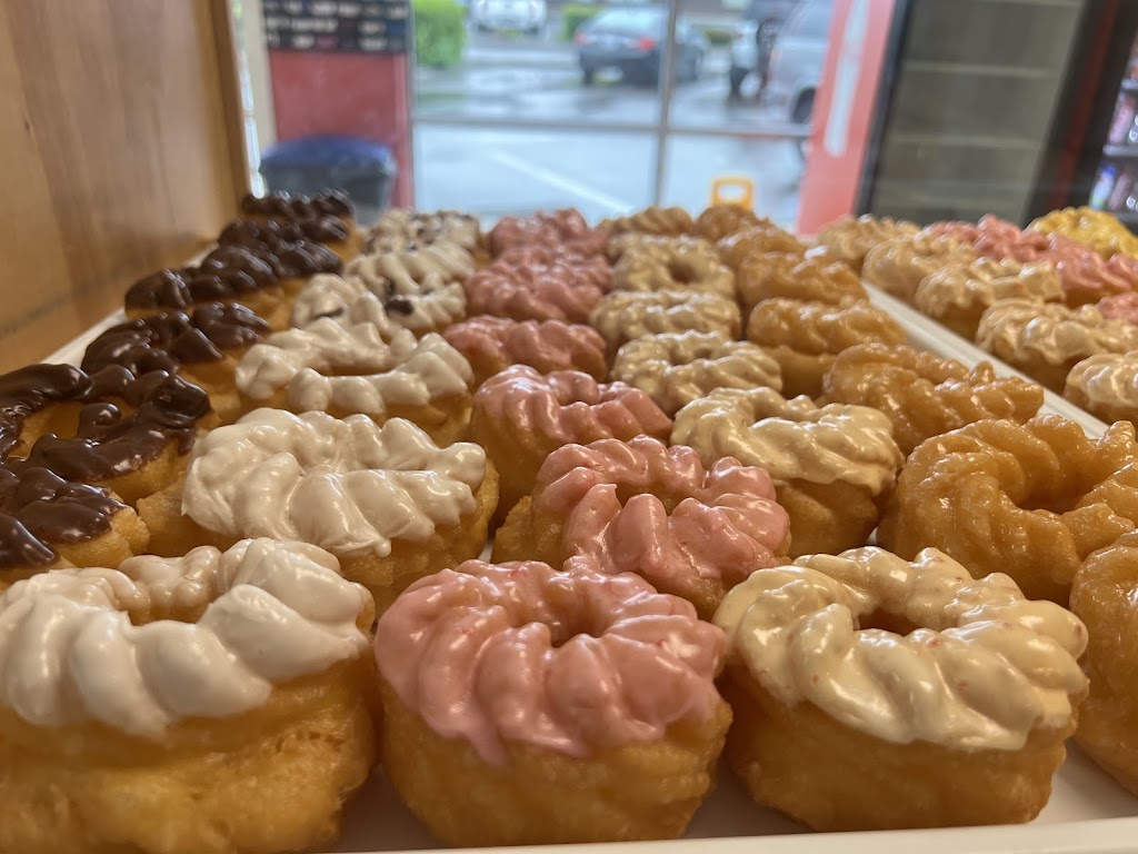 Peace, Love, & Donuts | 18350 WA-3, Allyn, WA 98524, USA | Phone: (360) 205-5971