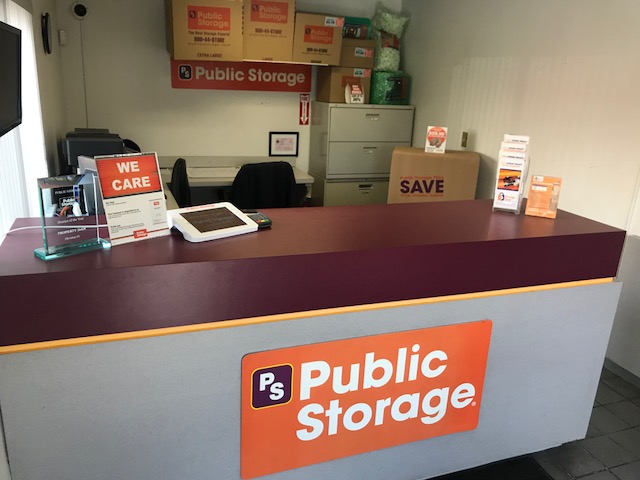 Public Storage | 5801 Woodcliff Rd, Bowie, MD 20720, USA | Phone: (301) 960-5400