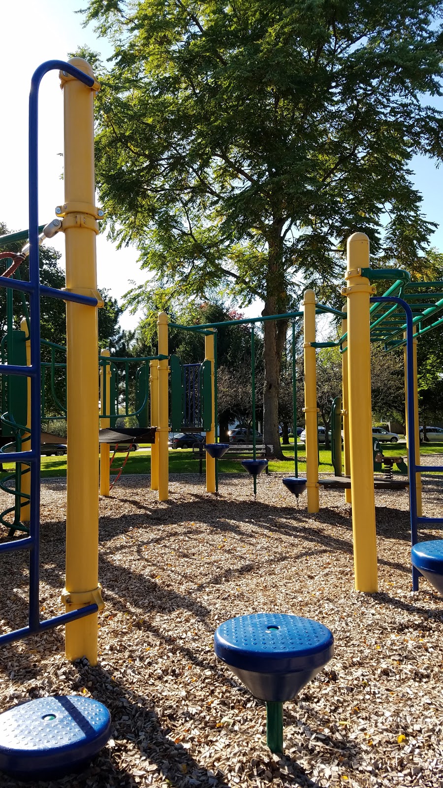 Ruth K. Powers Park | 6501 Springside Ave, Downers Grove, IL 60516, USA | Phone: (630) 963-1300