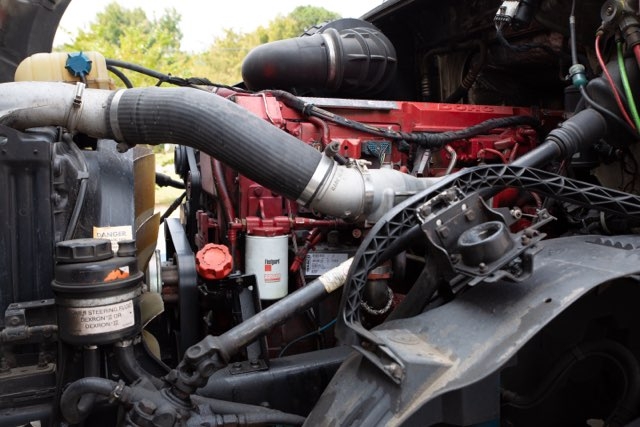 FJDS/ Fred Johnson Diesel Service - COMMERCIAL TRUCK REPAIR SHOP & MOBILE SERVICE | 5898 Ross Rd Bldg B #200, Olive Branch, MS 38654, USA | Phone: (901) 494-5100