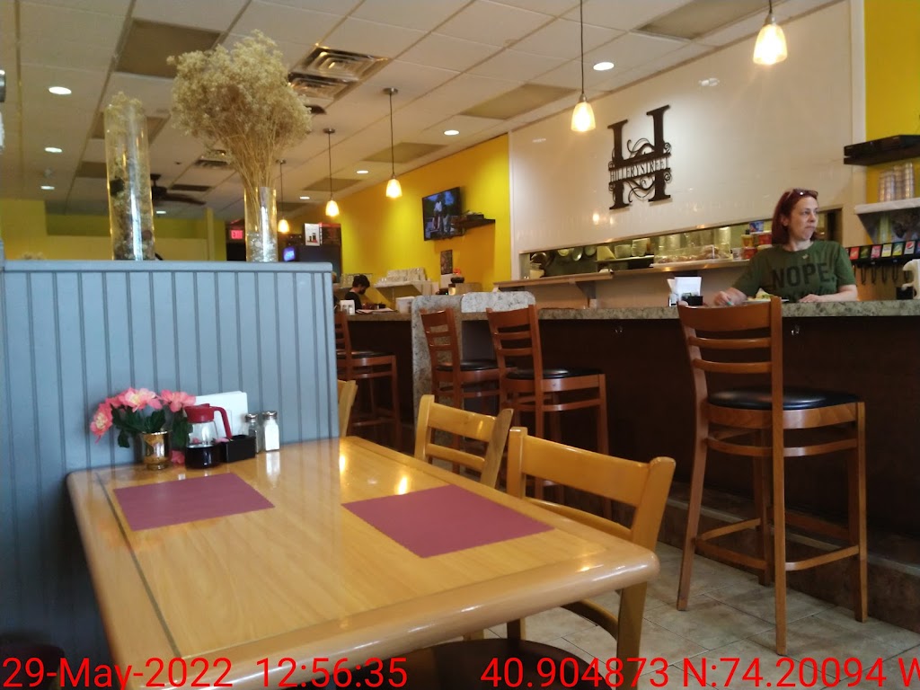 Hillery Street Restaurant & Grill | 142 Totowa Rd, Totowa, NJ 07512, USA | Phone: (973) 333-3173