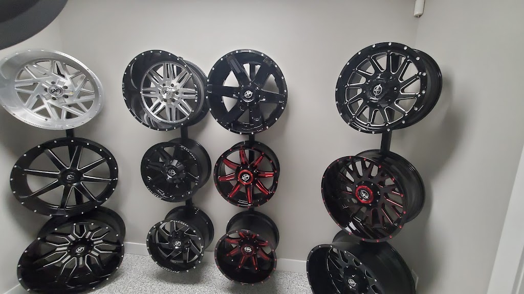 941 Wheels and Tires | 4714 Lena Rd, Bradenton, FL 34211, USA | Phone: (941) 228-6256