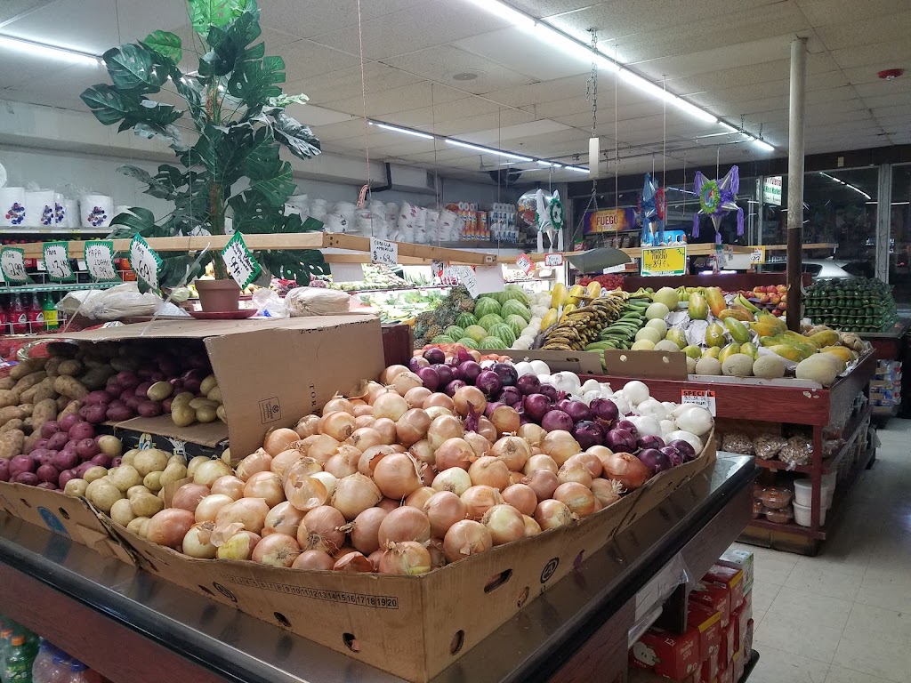 Valles Produce | 6603 26th St, Berwyn, IL 60402, USA | Phone: (708) 788-4155