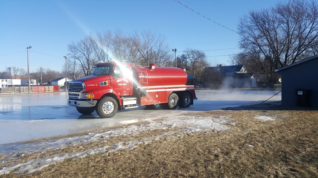 Belle Plaine Ice Skating Rink And Hockey Rink | 210 W Park St, Belle Plaine, MN 56011, USA | Phone: (952) 873-2333