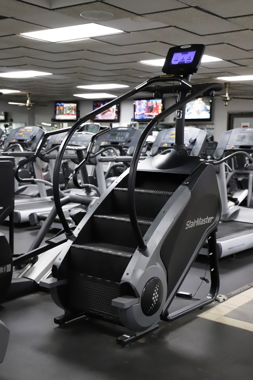 Bridgewater Fitness Center | 620 Bedford St # C, Bridgewater, MA 02324, USA | Phone: (508) 697-0374