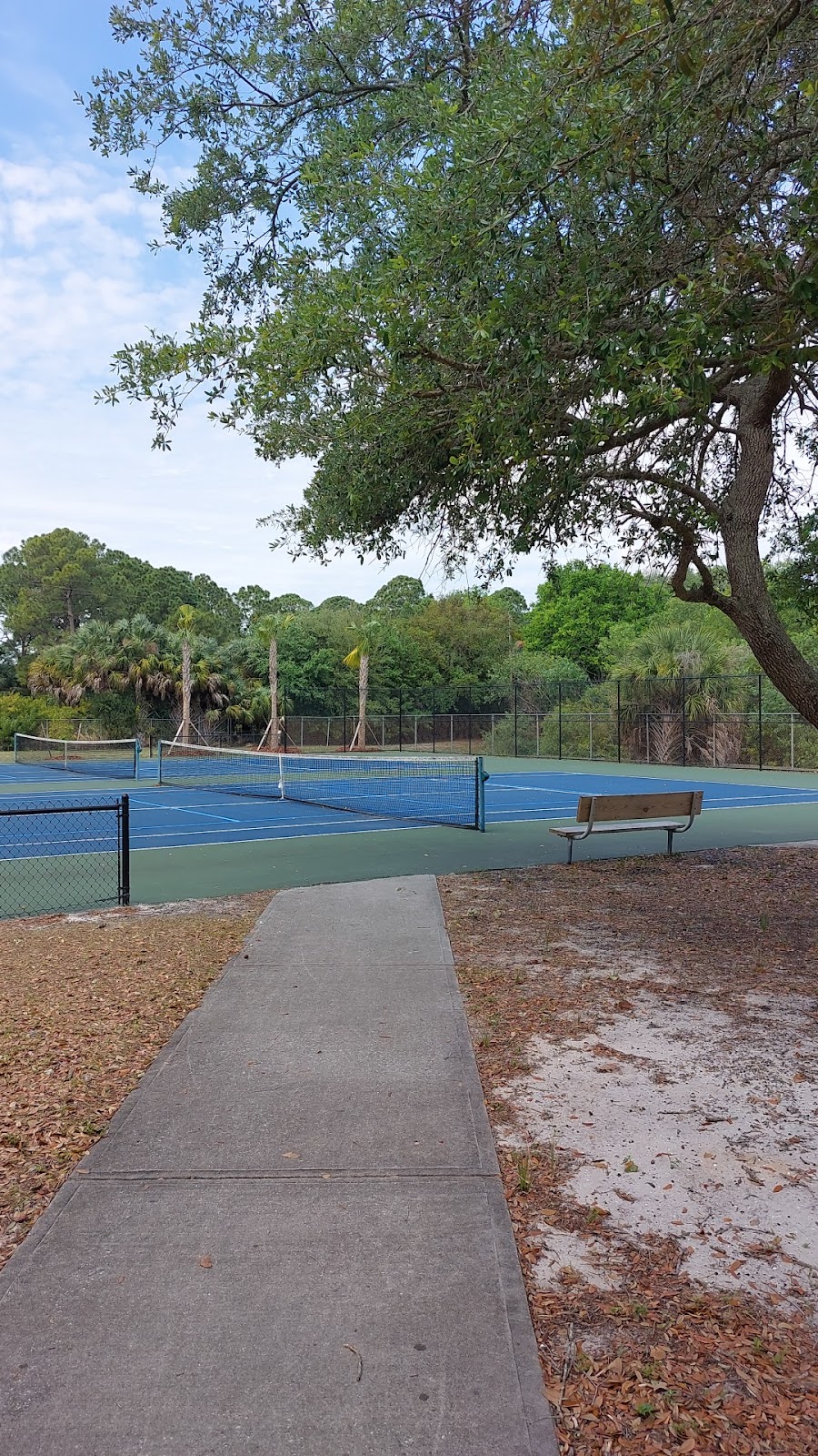 Woodlake Park | 9207 Woodlake Blvd, Tampa, FL 33615, USA | Phone: (813) 744-5595