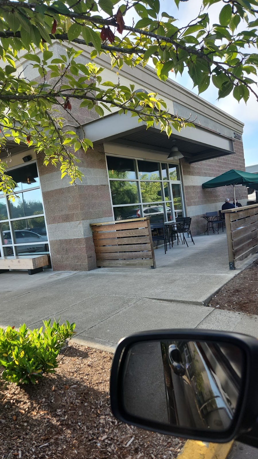 Starbucks | 26520 Maple Valley Black Diamond Rd SE, Maple Valley, WA 98038, USA | Phone: (425) 433-2300