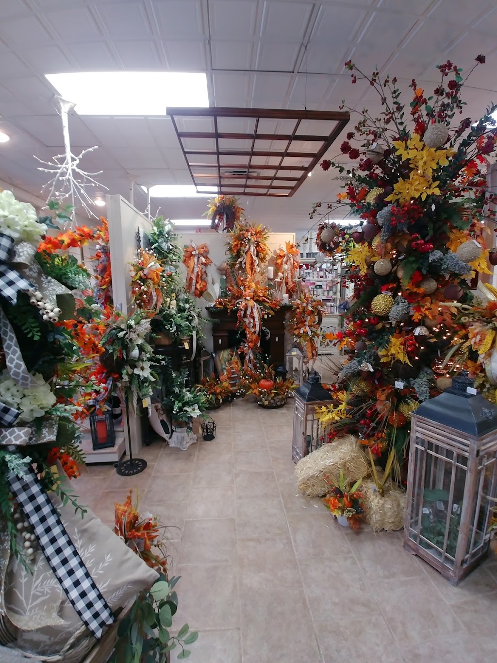 Roxboro Homestead Florist | 801 Durham Rd, Roxboro, NC 27573, USA | Phone: (336) 597-2281