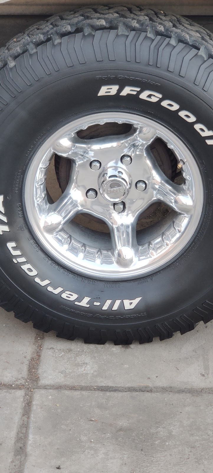 Jim Service Tire Shop | 2970 S Elm Ave, Fresno, CA 93706, USA | Phone: (559) 761-8469