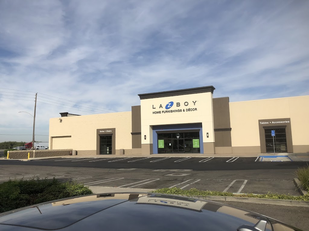 La-Z-Boy Home Furnishings & Décor | 3500 Sisk Rd, Modesto, CA 95356, USA | Phone: (209) 543-3914