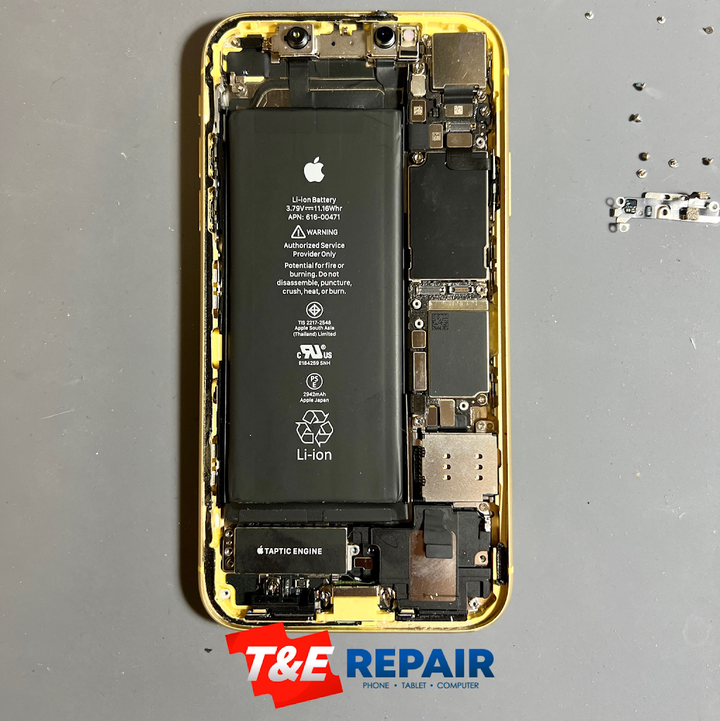 T&E Phone Repair - 107th Ave | West Phoenix | Avondale, AZ | Phone Repair | 10720 W Indian School Rd Suite #33, Phoenix, AZ 85037, USA | Phone: (602) 767-0491