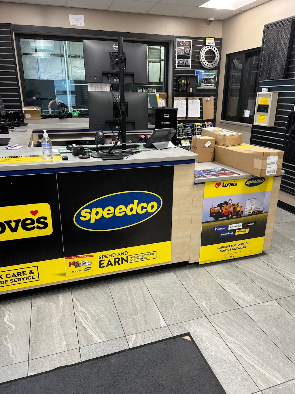 Speedco Truck Lube and Tires | 55 Rogers Rd, Patterson, CA 95363, USA | Phone: (209) 895-5021
