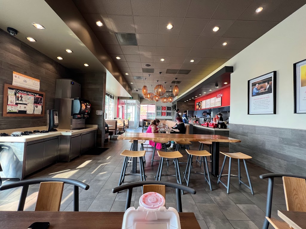 Panda Express | 1178 N Muldoon Rd, Anchorage, AK 99504, USA | Phone: (907) 333-8880