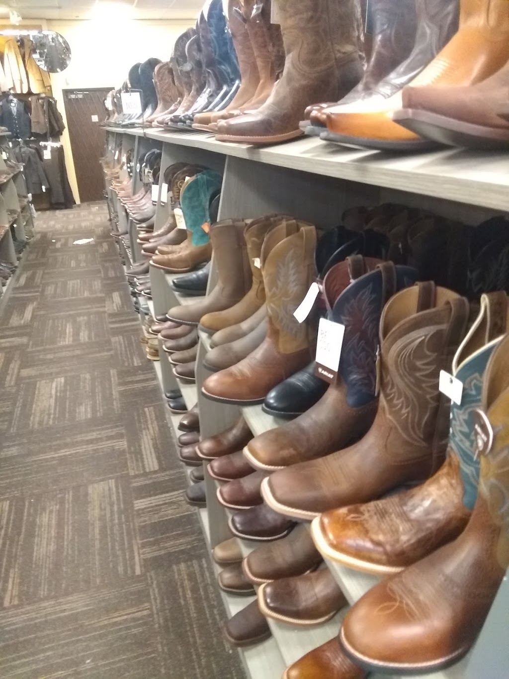 Boot Barn | 27564 Sierra Hwy, Canyon Country, CA 91351, USA | Phone: (661) 251-0888