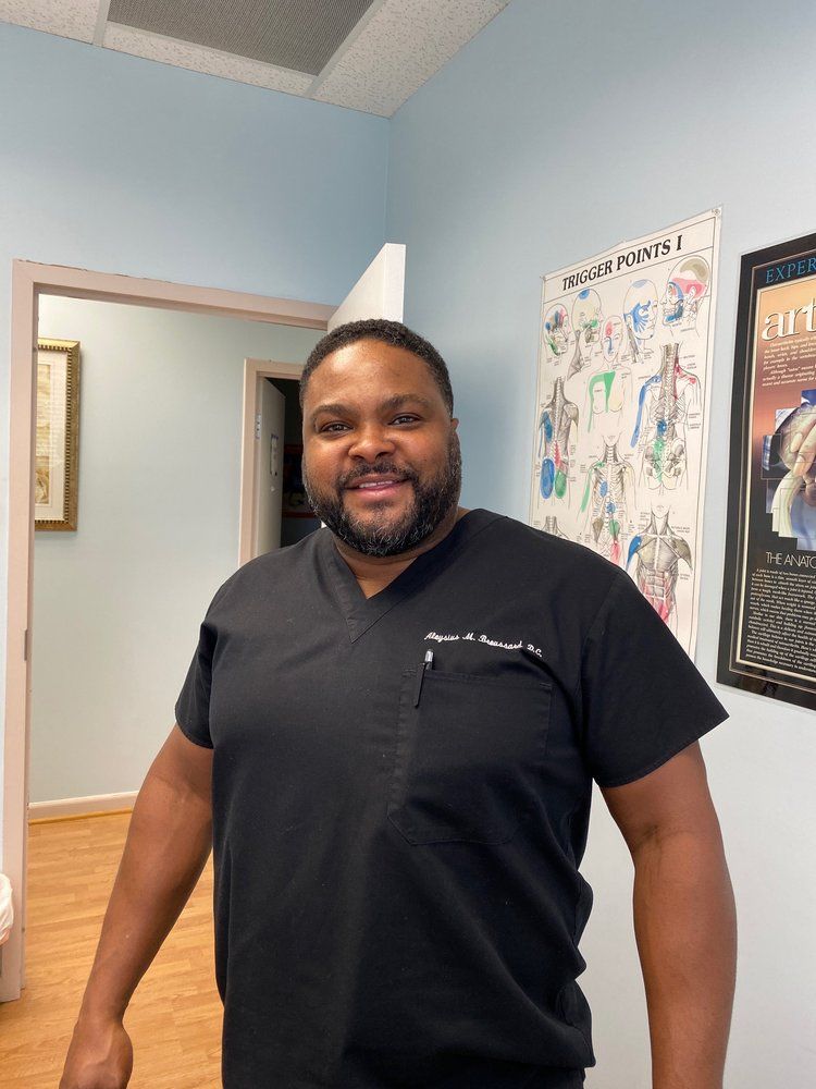 Ashburn Chiropractic and Rehab Center: Aloysius Broussard, DC | 44121 Harry Byrd Hwy STE 125, Ashburn, VA 20147, USA | Phone: (703) 723-0000