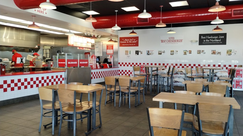 Five Guys | 5223 NE Antioch Rd, Kansas City, MO 64119, USA | Phone: (816) 453-4141