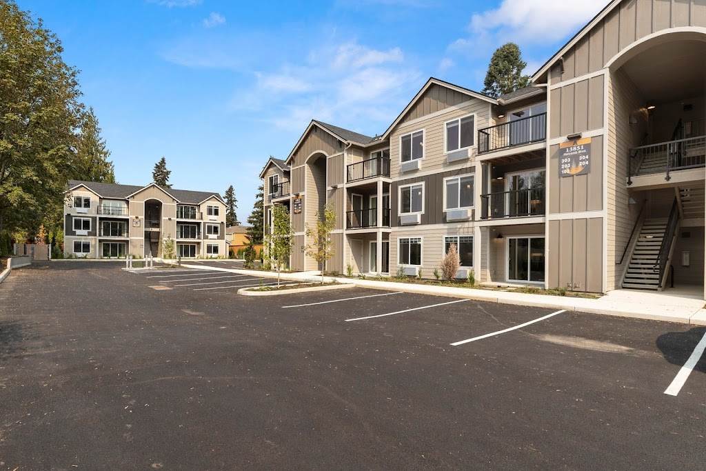 Holcomb Heights Apartments | 13847 Holcomb Blvd B205, Oregon City, OR 97045, USA | Phone: (503) 344-1720