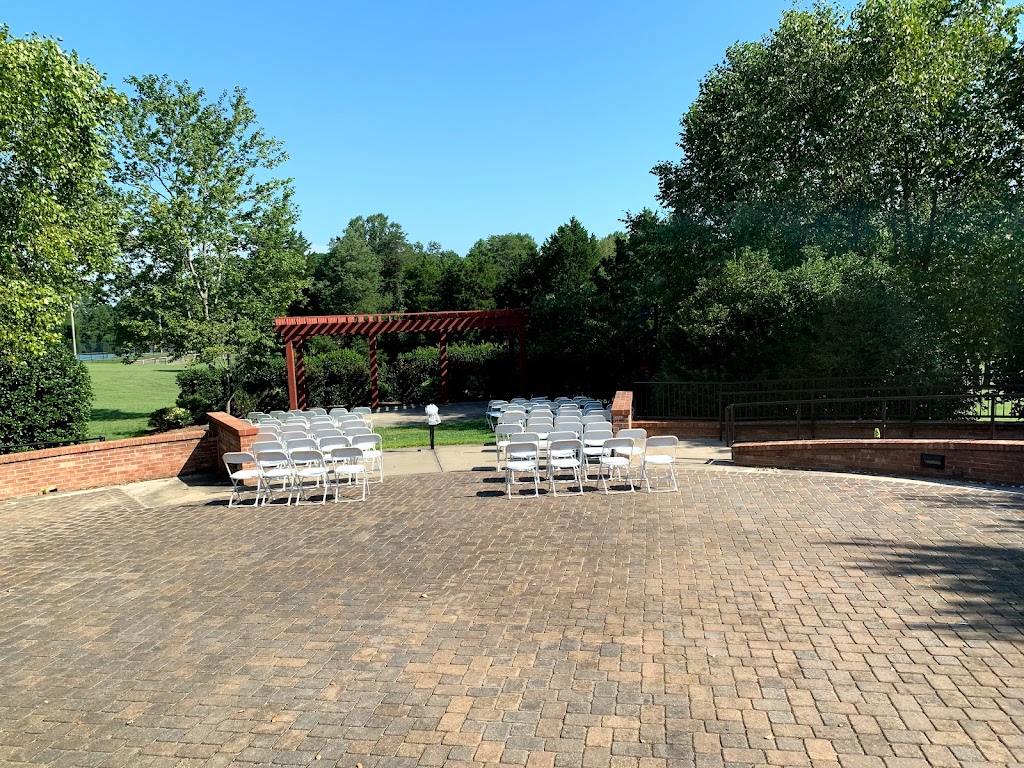 Bur-Mil Clubhouse | 5834 Bur-Mill Club Rd, Greensboro, NC 27410, USA | Phone: (336) 641-2016