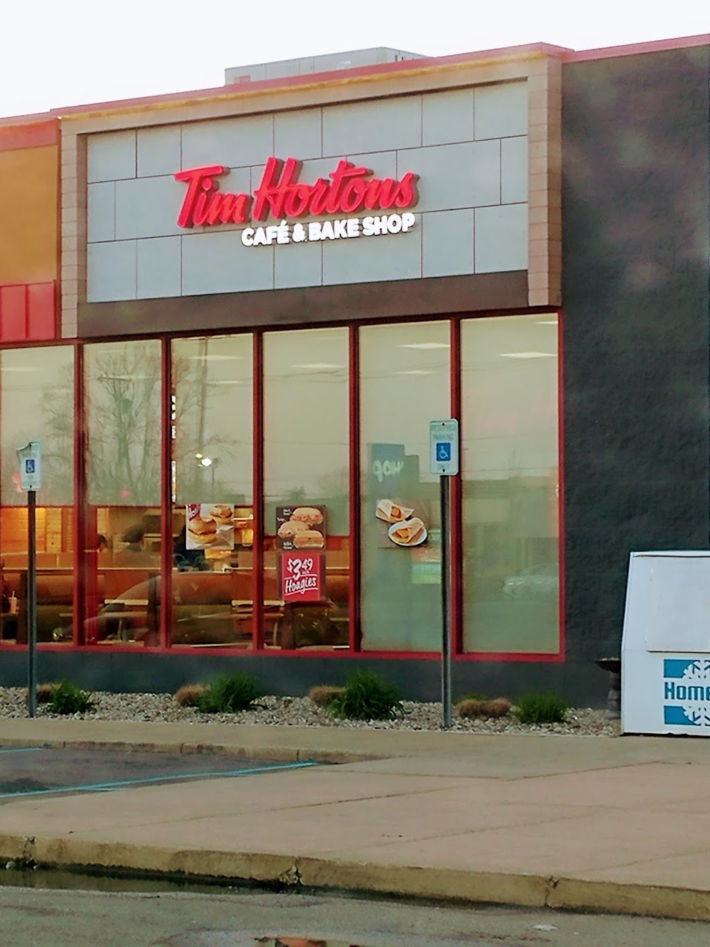 Tim Hortons | 1255 N Dixie Hwy, Monroe, MI 48162, USA | Phone: (734) 384-7952