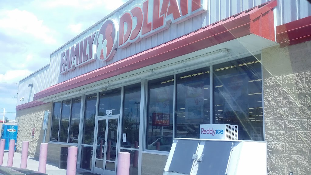 Family Dollar | 3103 Collingsworth St, Houston, TX 77026, USA | Phone: (713) 353-9876