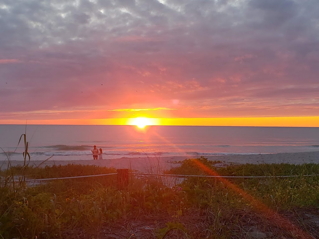 siesta key sunset | 9000 Blind Pass Rd, Sarasota, FL 34242, USA | Phone: (757) 774-0178