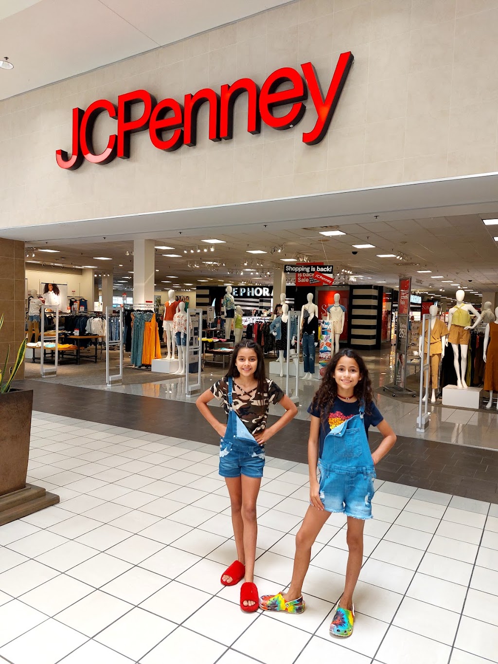 JCPenney | 2201 S Interstate 35 D, Denton, TX 76205, USA | Phone: (940) 566-6086